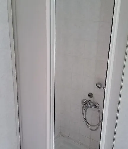 Ales Park Ξενοδοχείο *