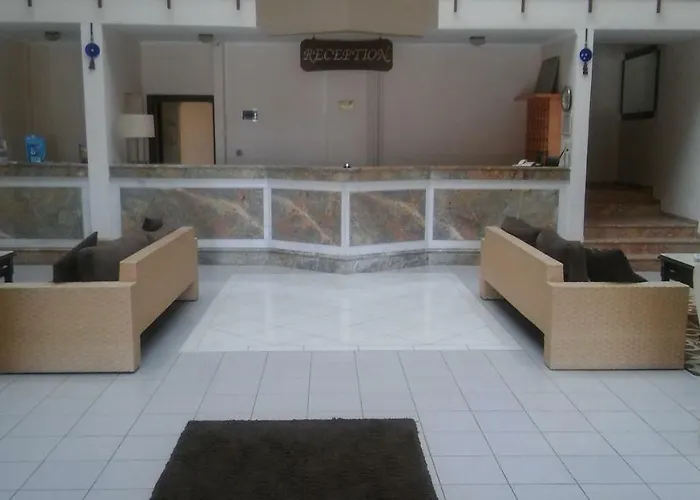 Ales Park Hotel *