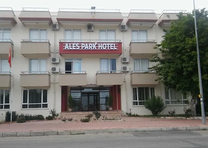 Ales Park Hotel *
